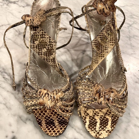 Vintage 1980s 9West snakeskin ankle wrap heels size 7 1/2 - Picture 2 of 10